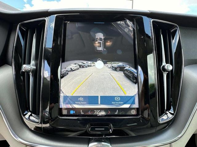 Photo of 2025 Denim Blue Volvo XC60