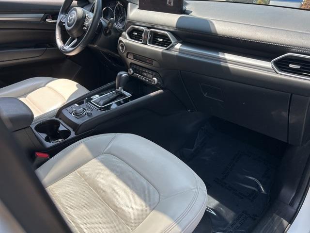 Photo of 2022 Snowflake White Pearl Mazda CX-5