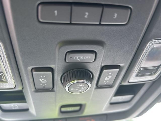 Photo of 2021 Summit White Chevrolet Tahoe
