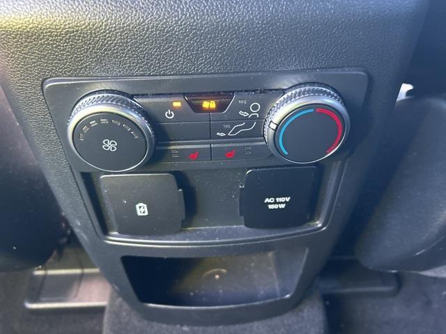 Photo of 2020 Black Ford Explorer