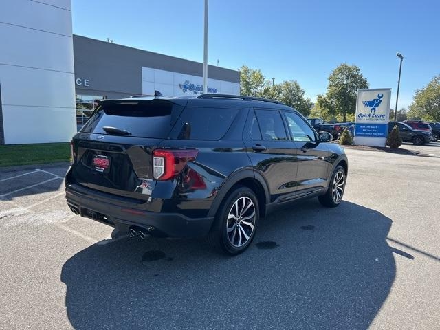 Photo of 2020 Black Ford Explorer