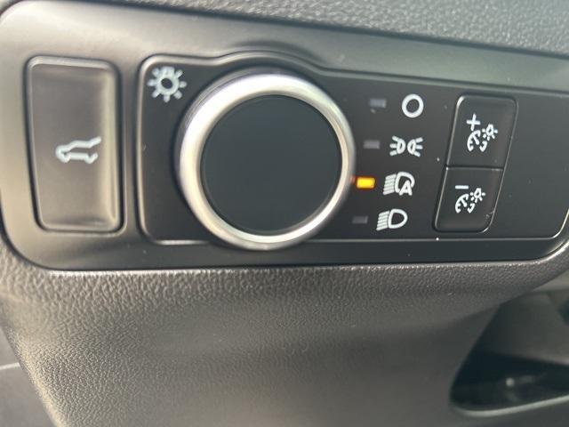 Photo of 2024 Gray Metallic Ford Escape