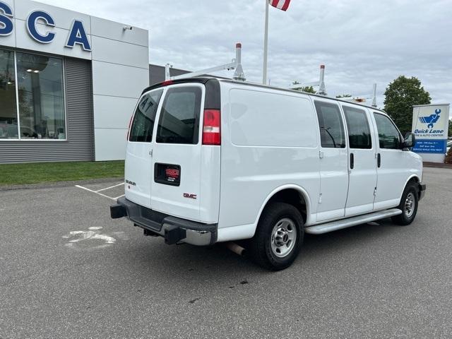 Photo of 2017 Summit White GMC Savana 2500