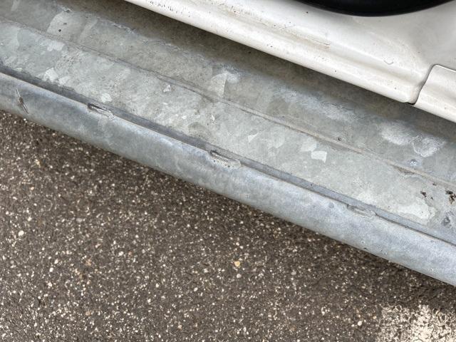 Photo of 2017 Summit White GMC Savana 2500