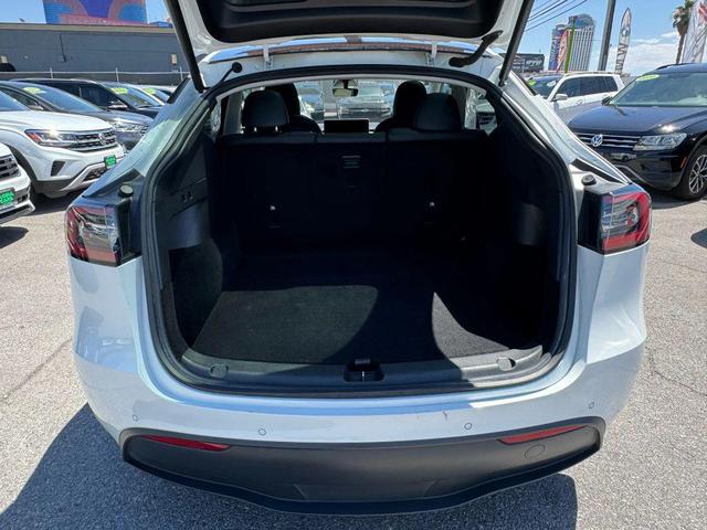 Photo of 2022 Pearl White Multi-Coat Tesla Model Y