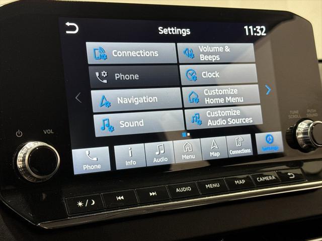 Photo of 2023 Cosmic Blue Metallic Mitsubishi Outlander PHEV
