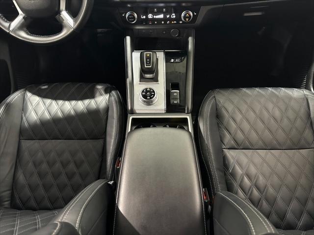 Photo of 2023 Cosmic Blue Metallic Mitsubishi Outlander PHEV