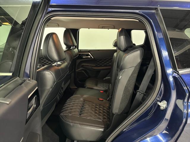 Photo of 2023 Cosmic Blue Metallic Mitsubishi Outlander PHEV