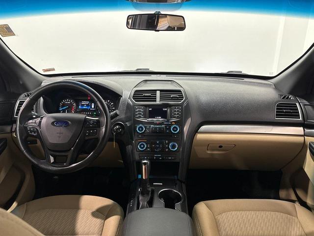 Photo of 2017 Blue Jeans Metallic Ford Explorer