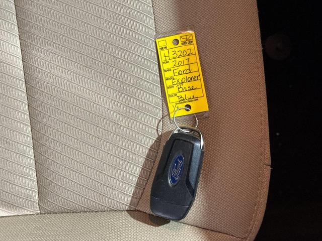 Photo of 2017 Blue Jeans Metallic Ford Explorer