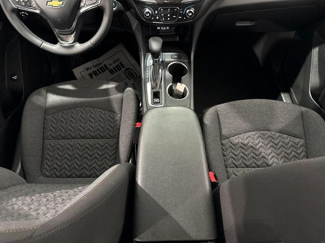 Photo of 2023 Mosaic Black Metallic Chevrolet Equinox