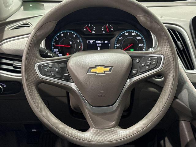 Photo of 2022 Summit White Chevrolet Malibu
