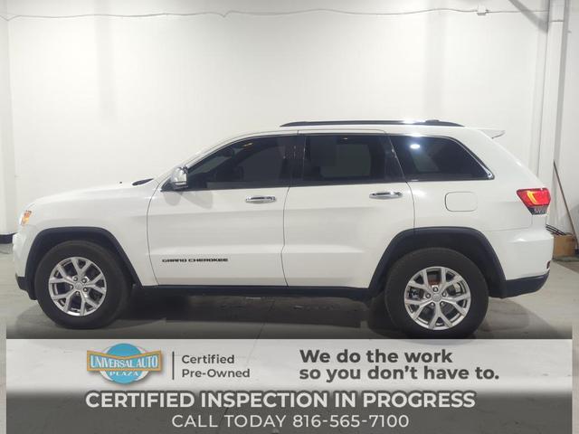 Photo of 2015 Bright White Clearcoat Jeep Grand Cherokee