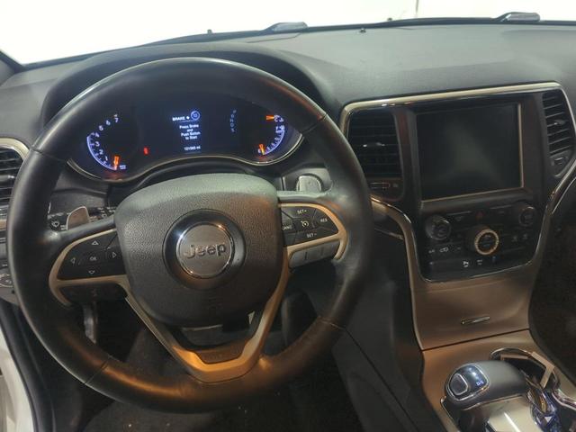 Photo of 2015 Bright White Clearcoat Jeep Grand Cherokee