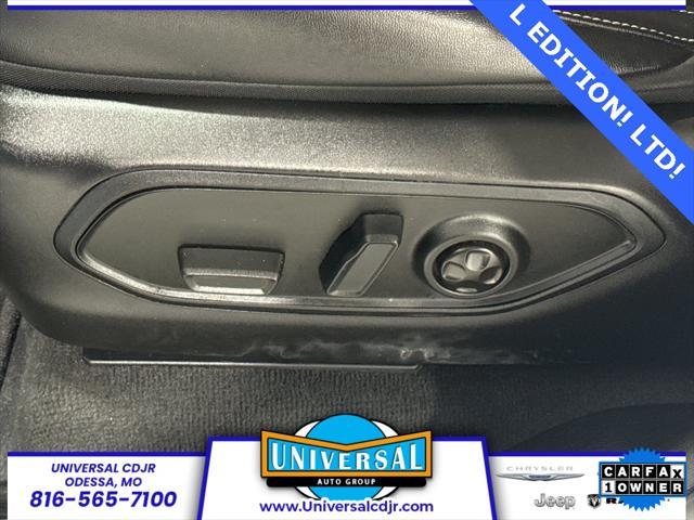 Photo of 2022 Bright White Clearcoat Jeep Grand Cherokee L