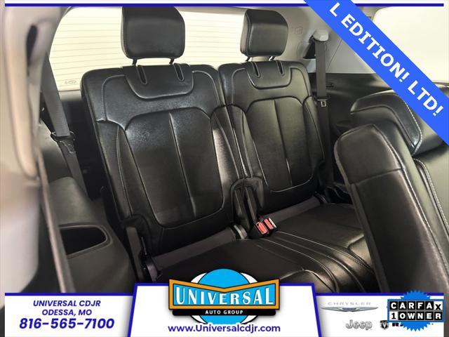 Photo of 2022 Bright White Clearcoat Jeep Grand Cherokee L