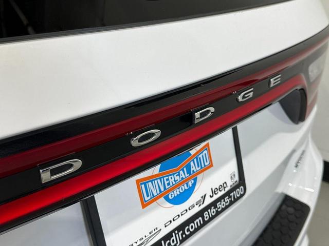 Photo of 2023 White Knuckle Clearcoat Dodge Durango