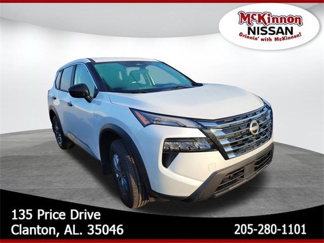 Photo of 2024 Everest White Pearl Nissan Rogue