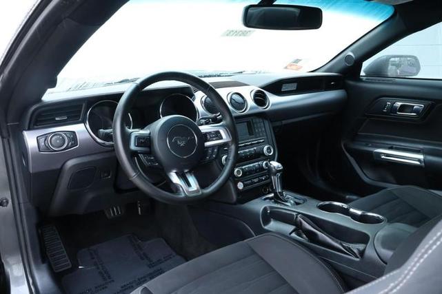 Photo of 2016 Magnetic Metallic Ford Mustang