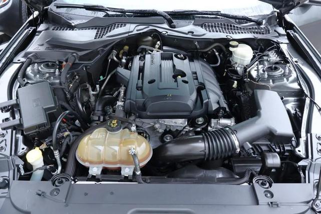 Photo of 2016 Magnetic Metallic Ford Mustang