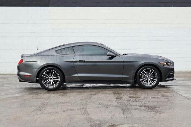 Photo of 2016 Magnetic Metallic Ford Mustang
