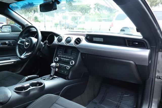 Photo of 2016 Magnetic Metallic Ford Mustang