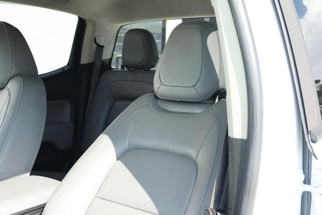 Photo of 2020 Summit White Chevrolet Colorado