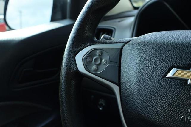 Photo of 2020 Summit White Chevrolet Colorado