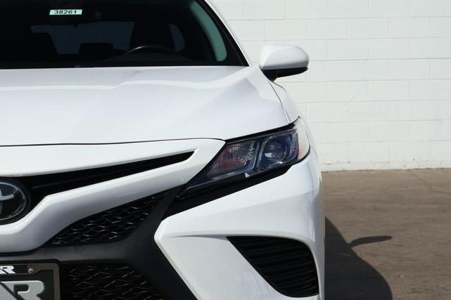 Photo of 2020 Super White Toyota Camry