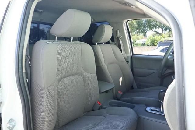 Photo of 2021 WHITE Nissan Frontier