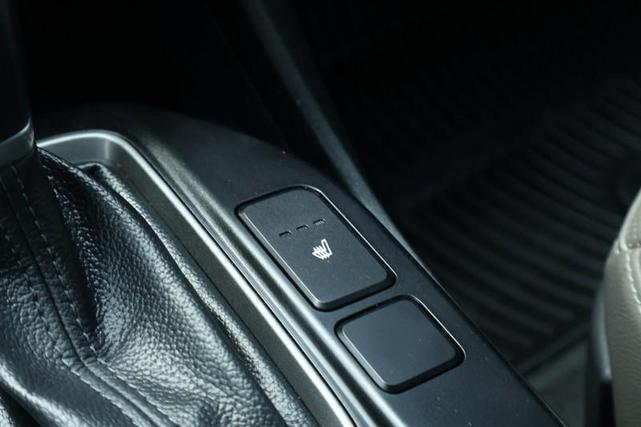 Photo of 2019 SILVER Hyundai Santa Fe XL