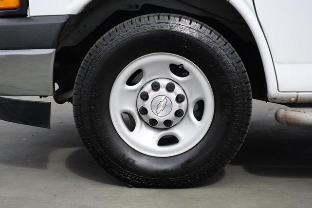 Photo of 2020 Summit White Chevrolet Express 2500