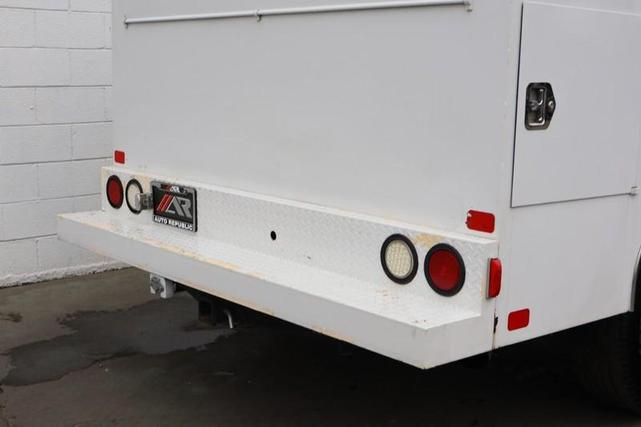 Photo of 2016 Oxford White Ford F-250