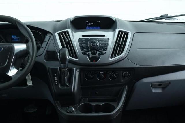 Photo of 2019 WHITE Ford Transit-350