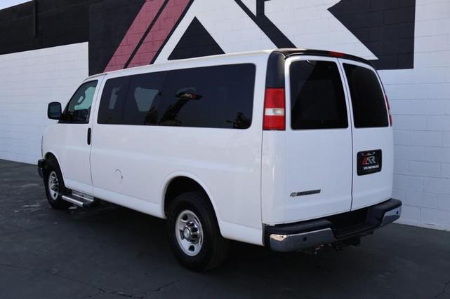 Photo of 2017 Summit White Chevrolet Express 2500