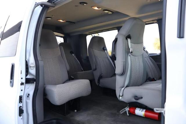 Photo of 2017 Summit White Chevrolet Express 2500