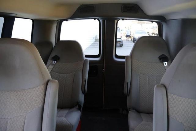 Photo of 2017 Summit White Chevrolet Express 2500
