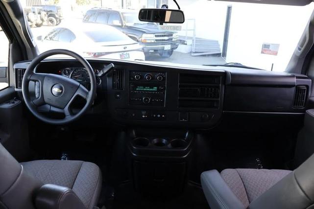 Photo of 2017 Summit White Chevrolet Express 2500