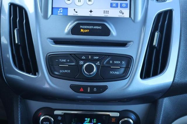 Photo of 2017 SILVER Ford Transit Connect