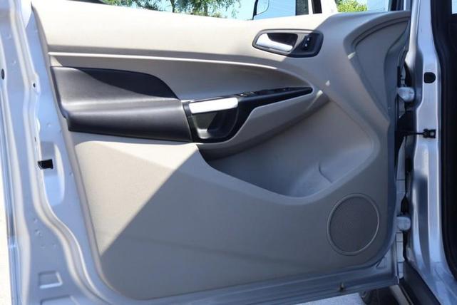 Photo of 2017 SILVER Ford Transit Connect
