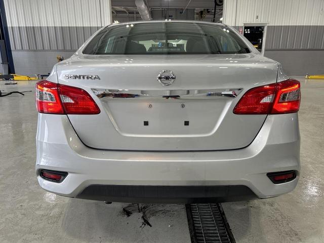 Photo of 2017 Brilliant Silver Metallic Nissan Sentra