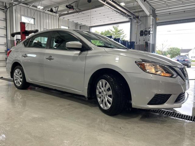 Photo of 2017 Brilliant Silver Metallic Nissan Sentra