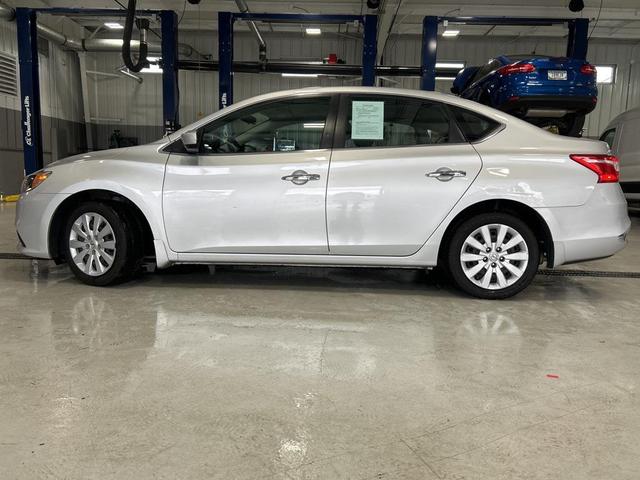 Photo of 2017 Brilliant Silver Metallic Nissan Sentra