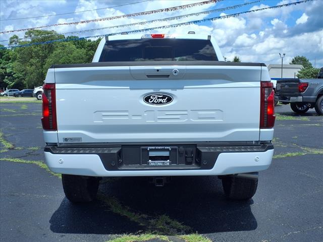Photo of 2025 Oxford White Clearcoat Ford F-150