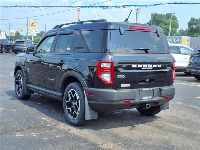 Photo of 2022 Shadow Black Ford Bronco Sport