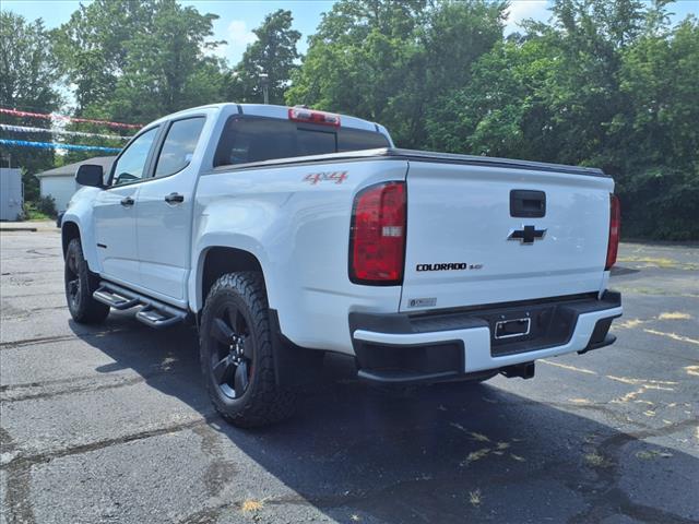 Photo of 2019 Summit White Chevrolet Colorado