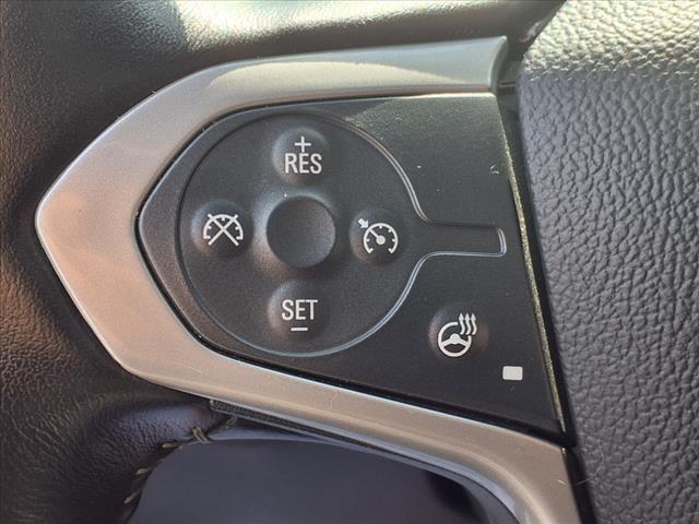 Photo of 2019 Summit White Chevrolet Colorado