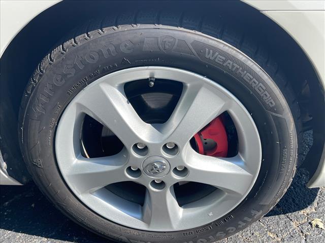 Photo of 2007 White Toyota Camry Solara