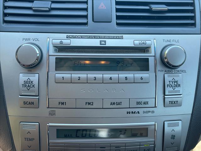 Photo of 2007 White Toyota Camry Solara