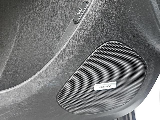 Photo of 2019 Iridescent Pearl Tricoat Chevrolet Volt